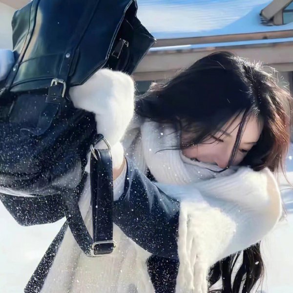 乖乖入局贺少拥我入怀